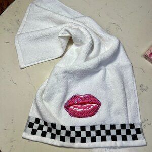 NEW! MacKenzie-Childs Pucker Up Check Hand Towel